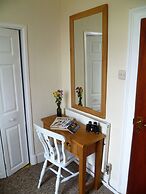 Aberllynfi Riverside Guesthouse
