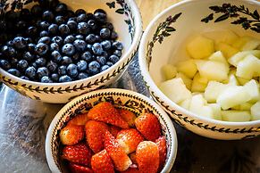 Orchard Lodge & Wolds Restaurant