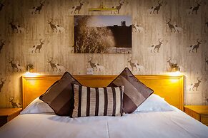 Orchard Lodge & Wolds Restaurant