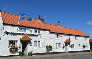 Orchard Lodge & Wolds Restaurant
