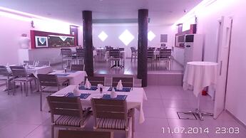 Neptune Hotel Apartments