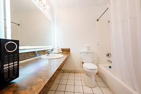 Best Value Inn by OYO Portland OR South East