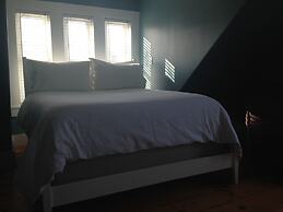 Scotch Hill Inn