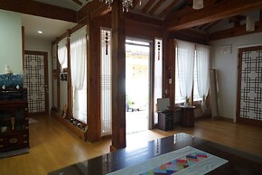 Dowonjeong Healing House