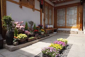 Dowonjeong Healing House