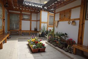 Dowonjeong Healing House