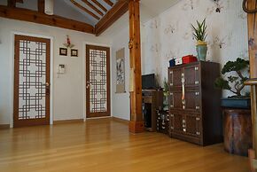 Dowonjeong Healing House