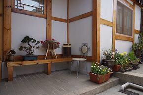 Dowonjeong Healing House