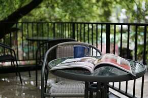 STrips the Poshtel - Hostel