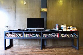 STrips the Poshtel - Hostel