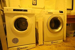 STrips the Poshtel - Hostel