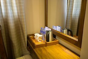 Hill Pride City Hotel