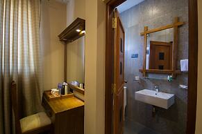 Hill Pride City Hotel