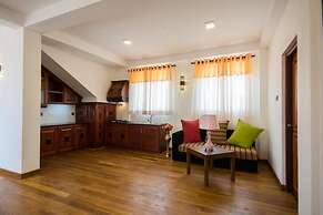 Hill Pride City Hotel