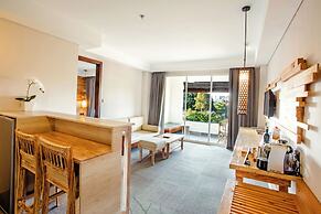 Jimbaran Bay Beach Resort & Spa