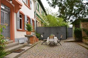 Gästehäuser Villa Delange