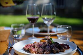 Pey La Tour - Logis Hôtels & restaurant