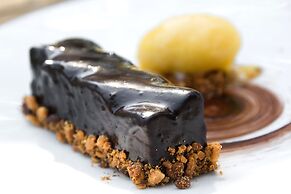 Pey La Tour - Logis Hôtels & restaurant