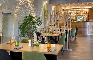 Pey La Tour - Logis Hôtels & restaurant