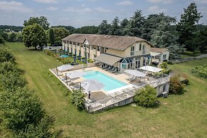 Pey La Tour - Logis Hôtels & restaurant