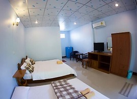 Warakorn Baansuan - Amphawa