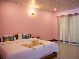 Warakorn Baansuan - Amphawa