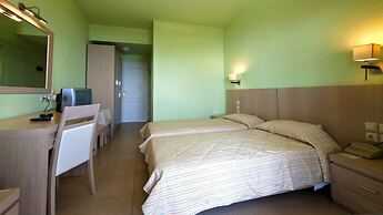 Skiathos Club Hotel Suites
