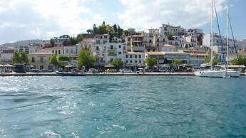 Skiathos Club Hotel Suites