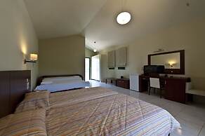 Skiathos Club Hotel Suites