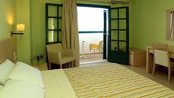 Skiathos Club Hotel Suites