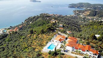 Skiathos Club Hotel Suites