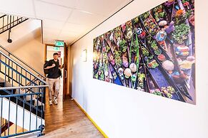 Bud Gett Hostels