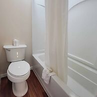 Early American Motel