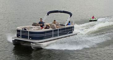 Early American Motel