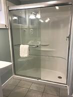 Gallagher's Travels Bar Harbor Motel & Cabins