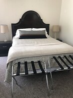 Gallagher's Travels Bar Harbor Motel & Cabins