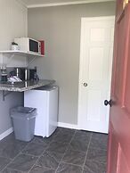 Gallagher's Travels Bar Harbor Motel & Cabins