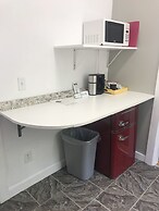 Gallagher's Travels Bar Harbor Motel & Cabins