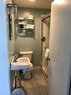 Gallagher's Travels Bar Harbor Motel & Cabins