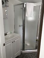 Gallagher's Travels Bar Harbor Motel & Cabins