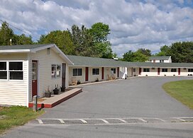 Gallagher's Travels Bar Harbor Motel & Cabins