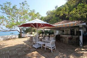 Ford Hotel - Special Class