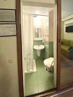 Ford Hotel - Special Class