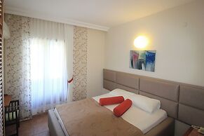 Ford Hotel - Special Class