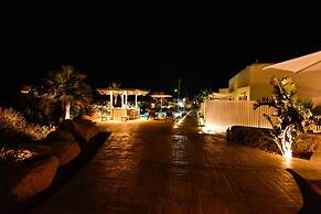 Queen Boutique Suites