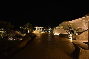 Queen Boutique Suites