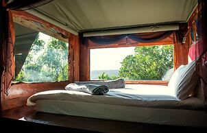 Moon Shine on Whiskey Creek