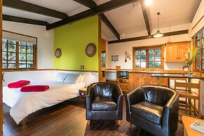 Moon Shine on Whiskey Creek