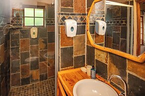 Thornhill Safari Lodge