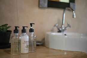 Thornhill Safari Lodge